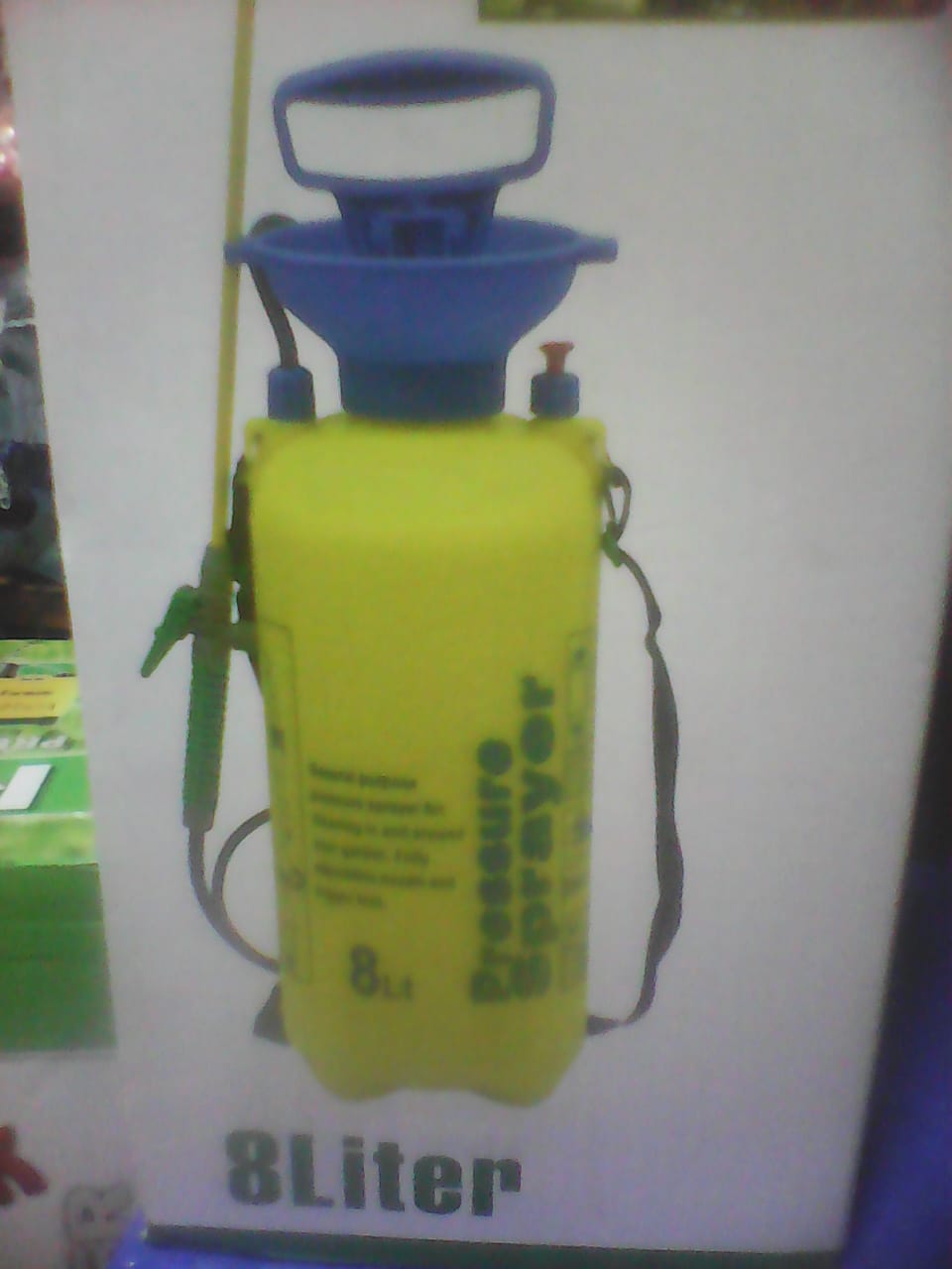 Pressure Sprayer (8lt) - Image 2