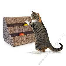 Cat Scratcher Pad – Triangle Desighn With Balls 1pc